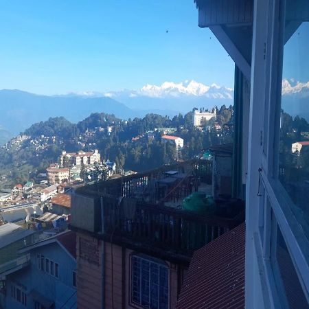 Hotel Golden Potala, Darjeeling Darjeeling  Buitenkant foto